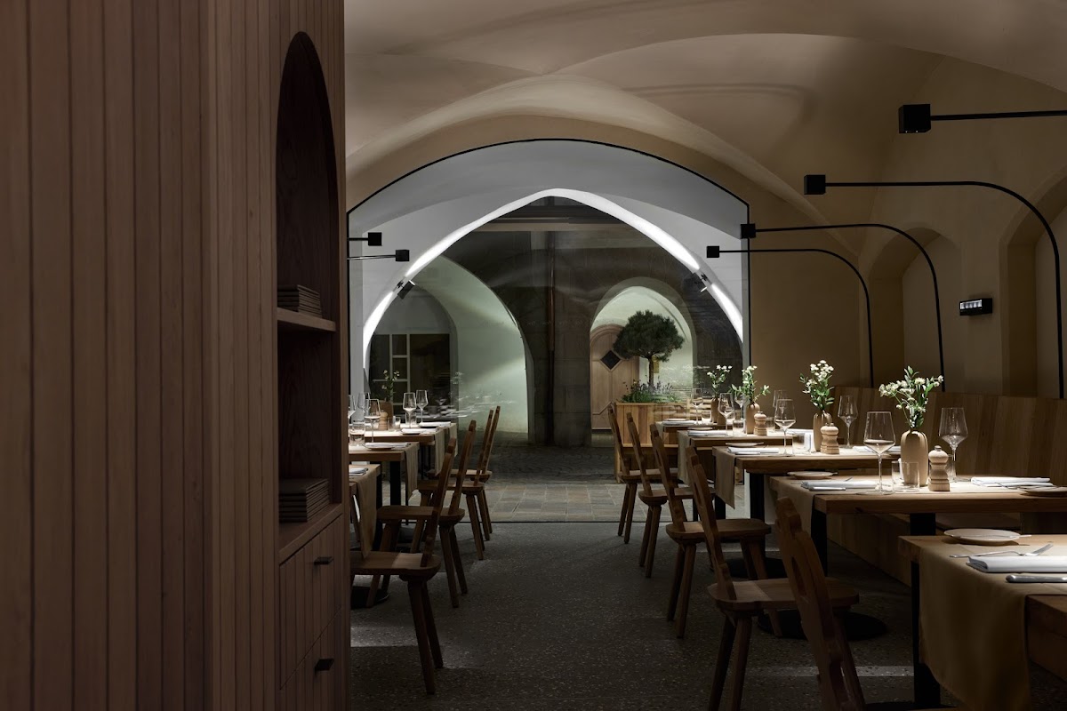 fink Restaurant & Suites — Ristorante a Bressanone, Bolzano