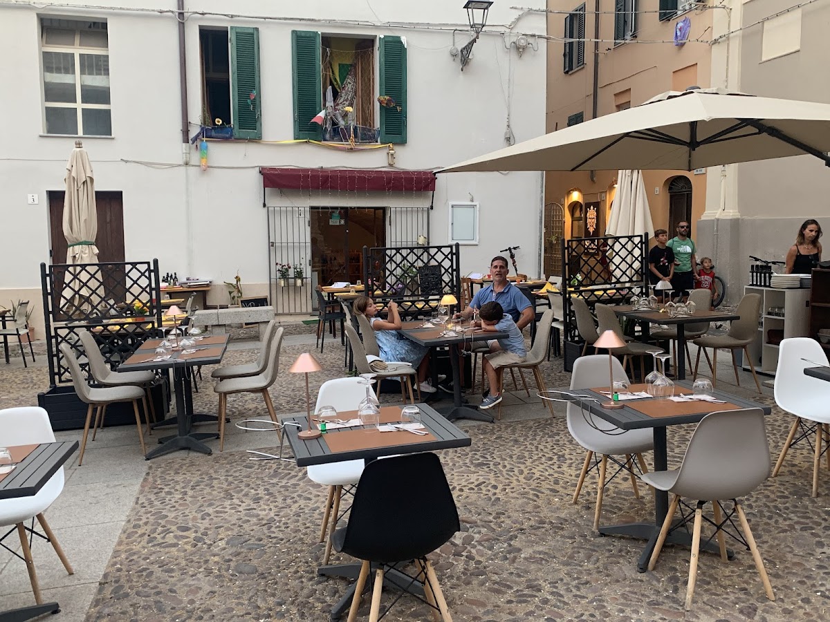 La Terrazza Sibul (ristorante pizzeria,lounge cocktail bar) — Ristorante a Alghero, Sassari