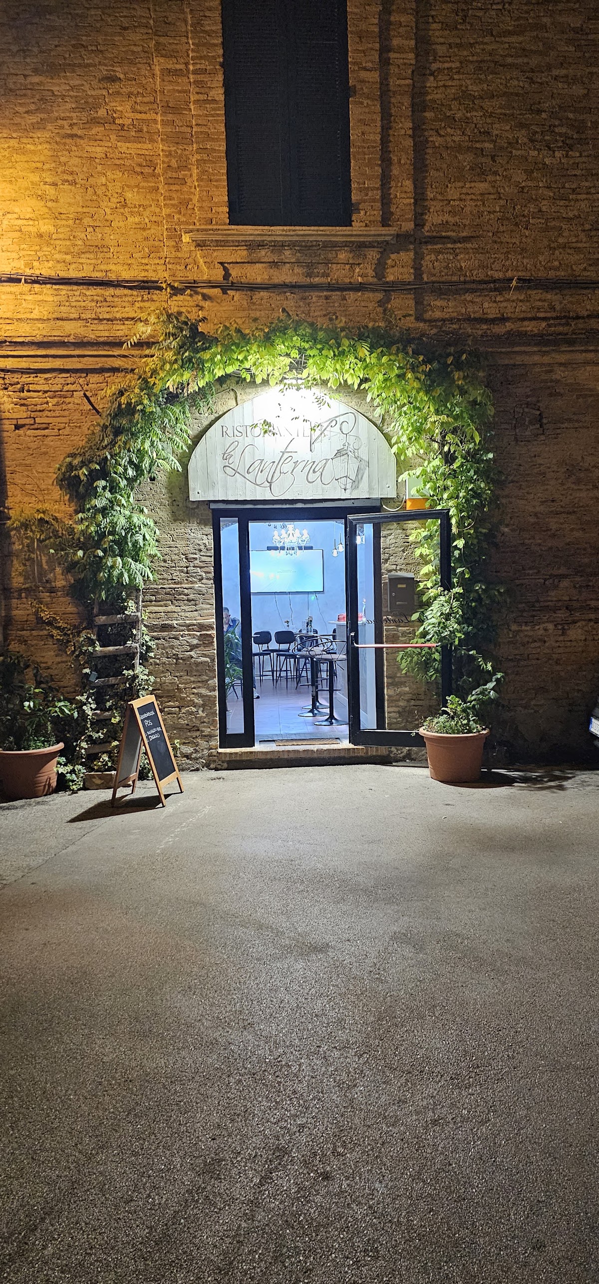 Ristorante La Lanterna — Restaurant in Vasto, Chieti