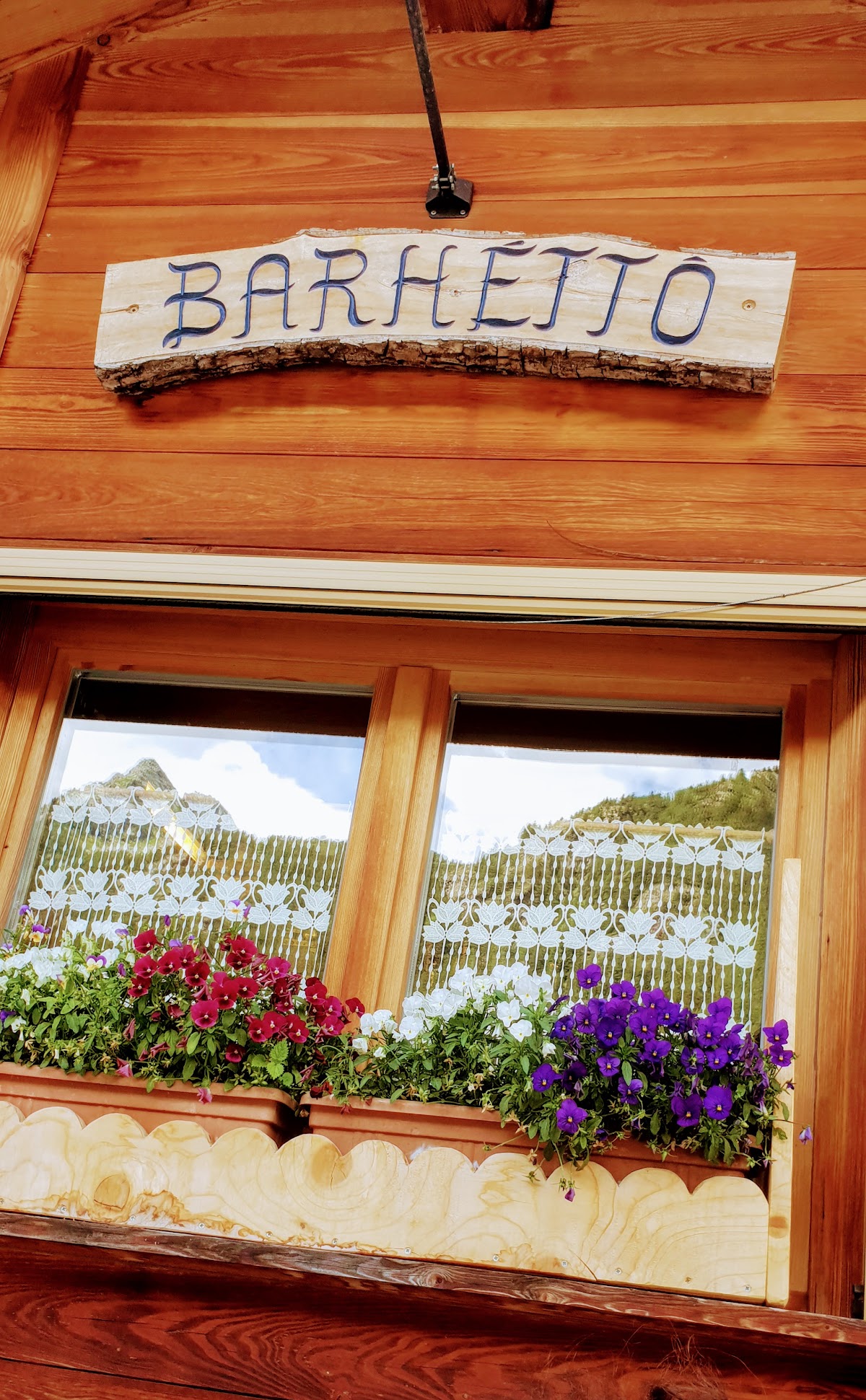 Scopri Barhéttõ