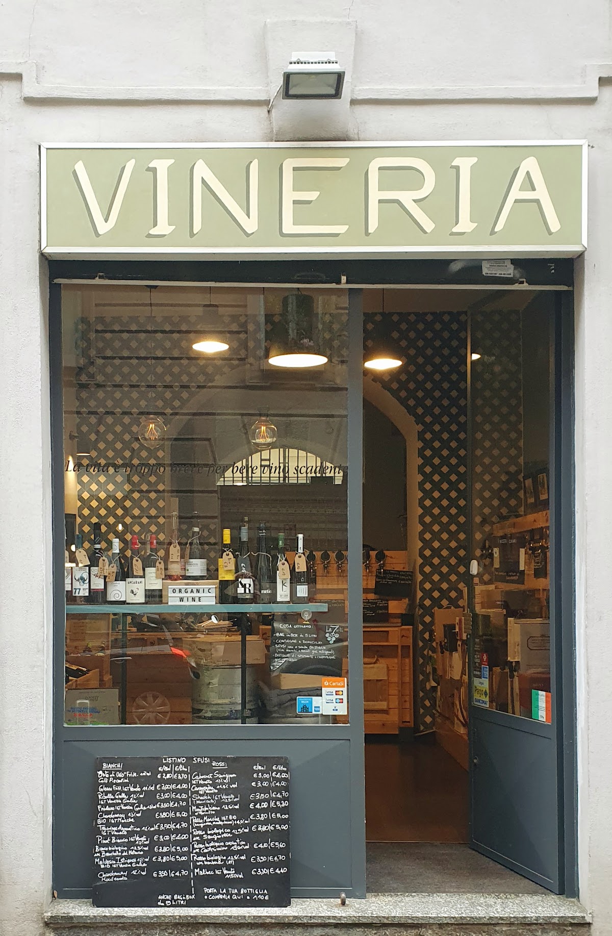 Le 7 Viti - Vini Biologici e Naturali Sfusi ed in Bottiglia - Milano — Restaurant in Milano, Milano