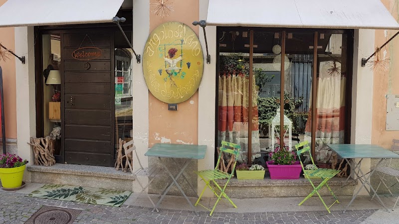 In zona: Ristorante Angolo Divino