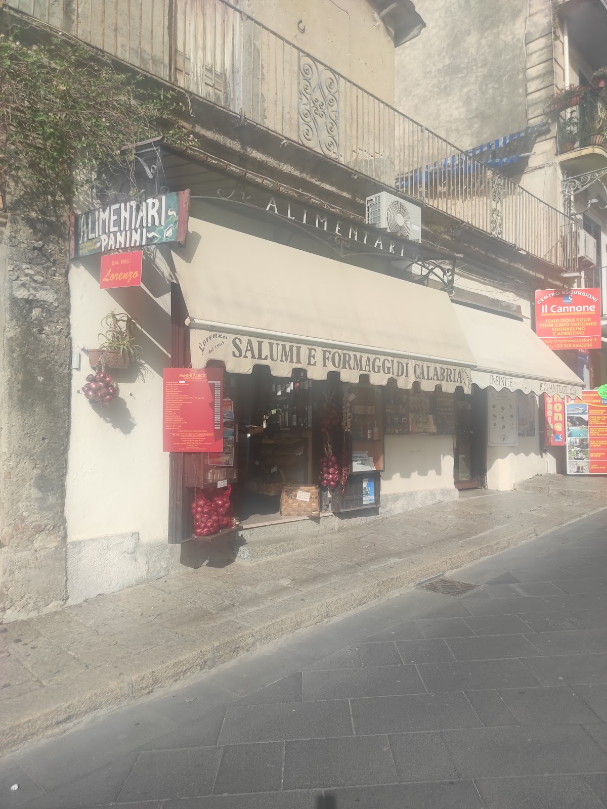 Enogastronomia Lorenzo — Ristorante a Tropea, Vibo Valentia