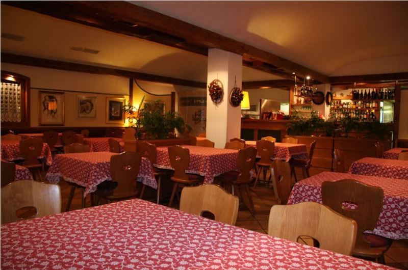 Pizzeria Ristorante Croda Cafè — Ristorante a Cortina d Ampezzo, Belluno