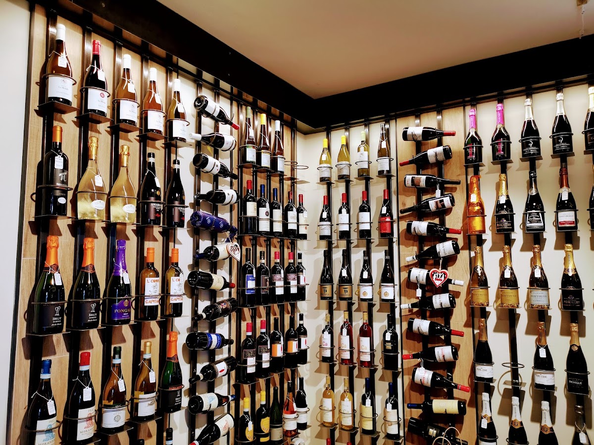 Cuvèe Enoteca & Wine Bar — Ristorante a Gubbio, Perugia
