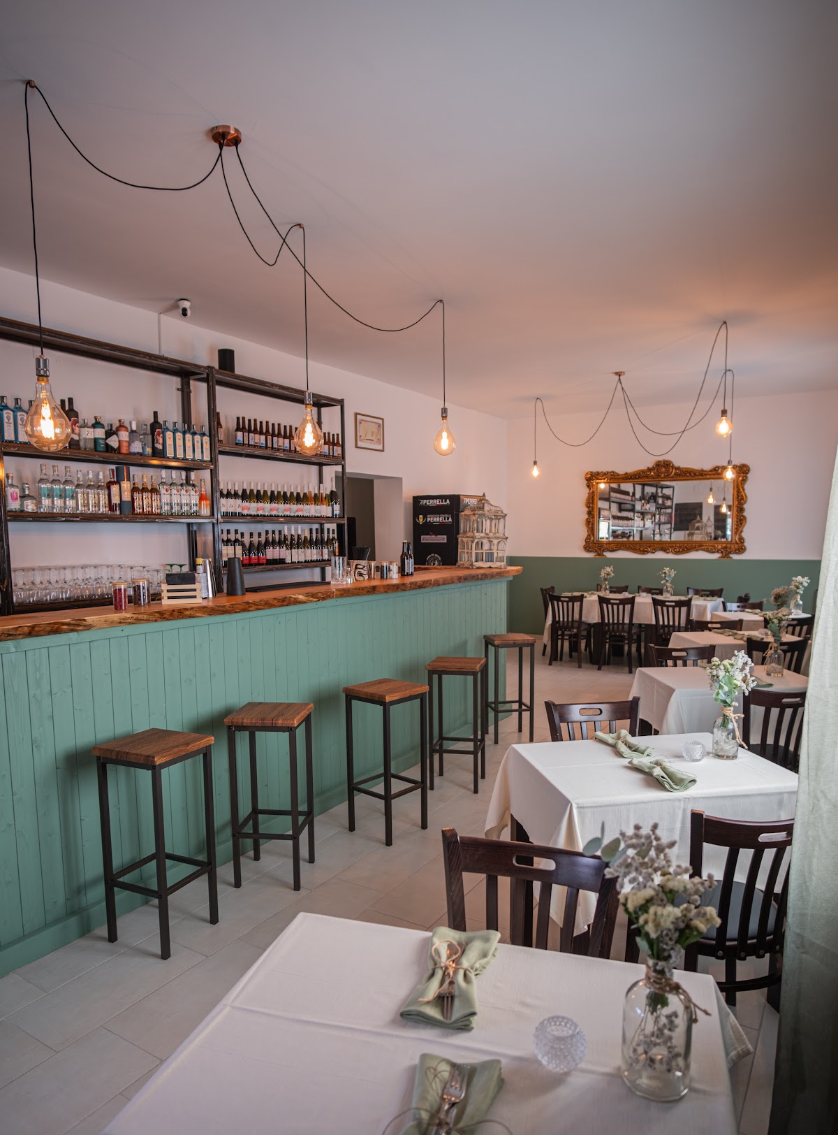 Al Dieci Ventidue Cucina & Drink - Ristorante & American Bar — Ristorante a Paestum, Salerno