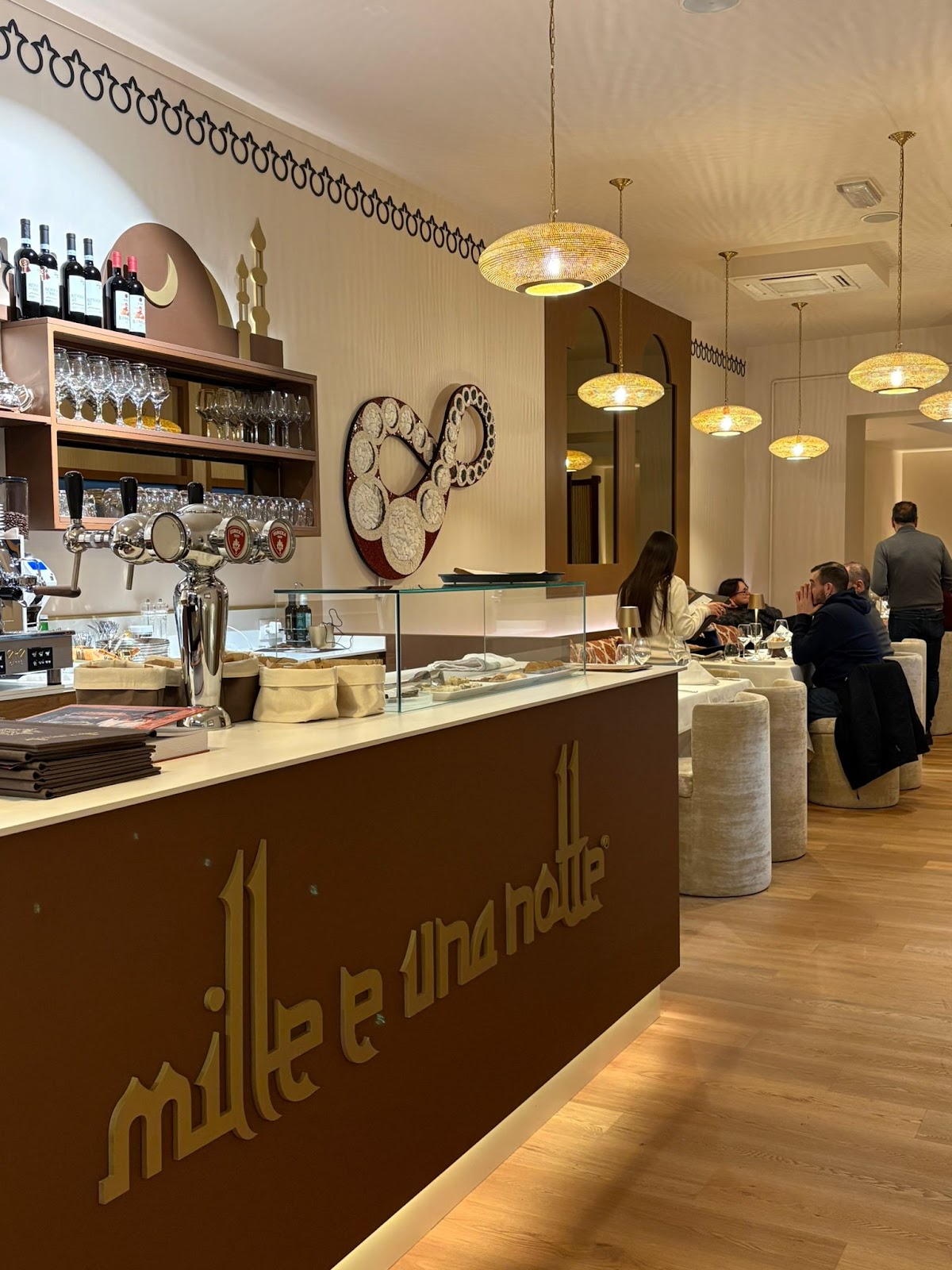 Mille e Una Notte — Ristorante a Padova, Padova