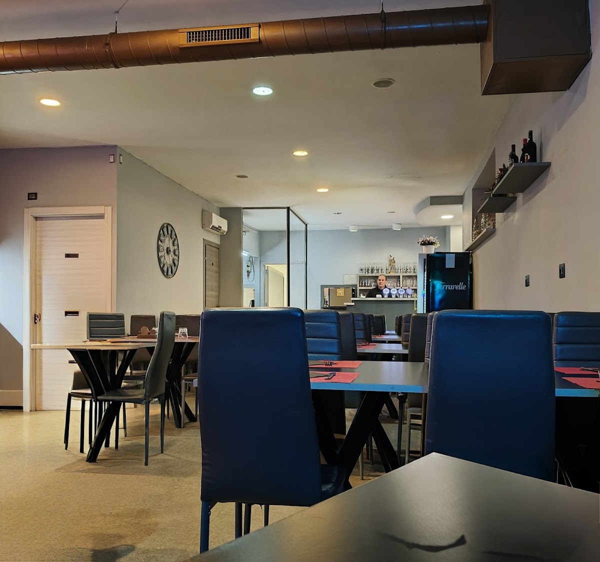Pizzeria Napoletana Le Lanterne — Ristorante a Frascati, Roma