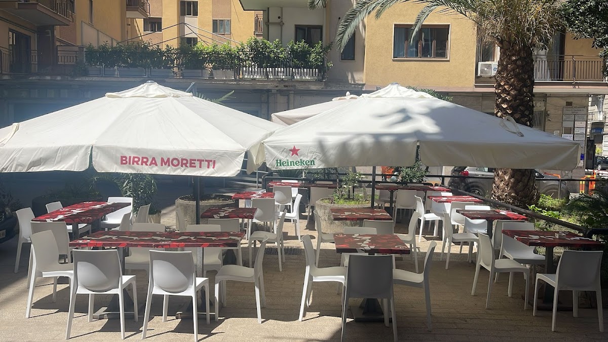 Pizzeria Sorbillo — Ristorante a Salerno, Salerno