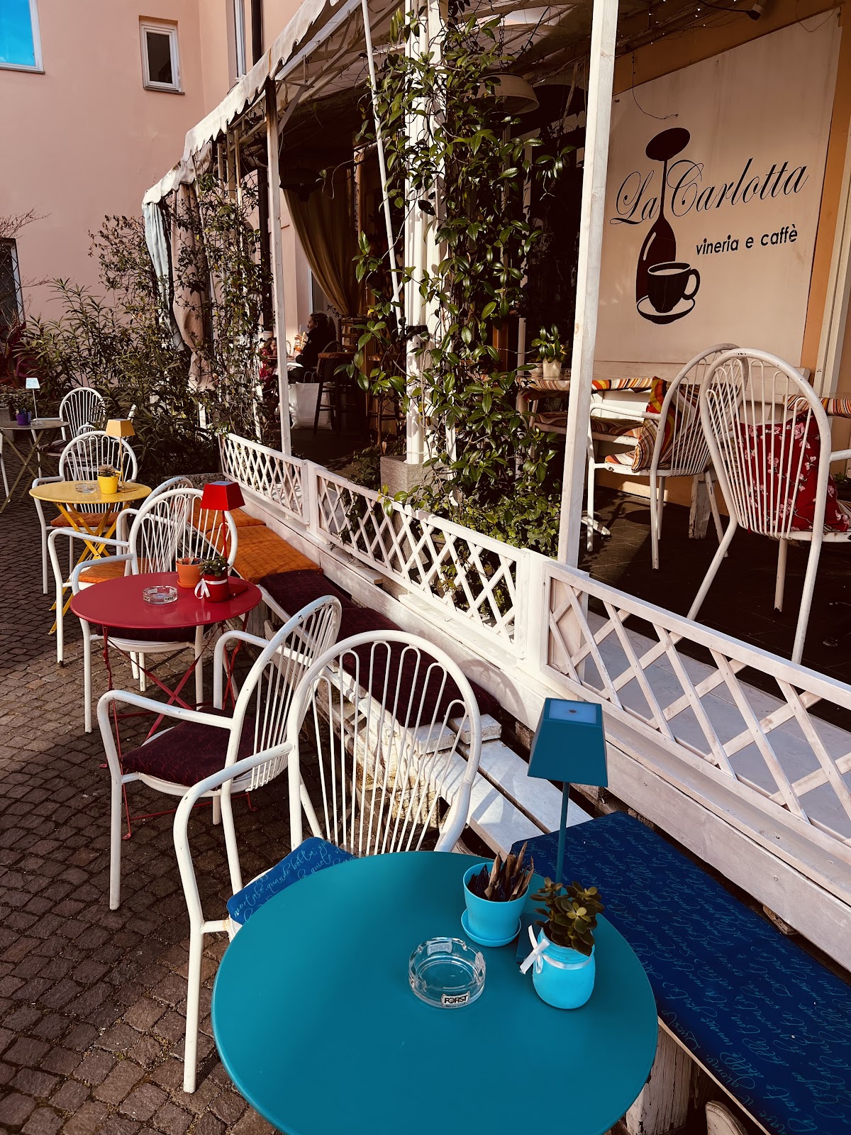 La Carlotta - Caffè & Aperitivo — Ristorante a Merano, Bolzano